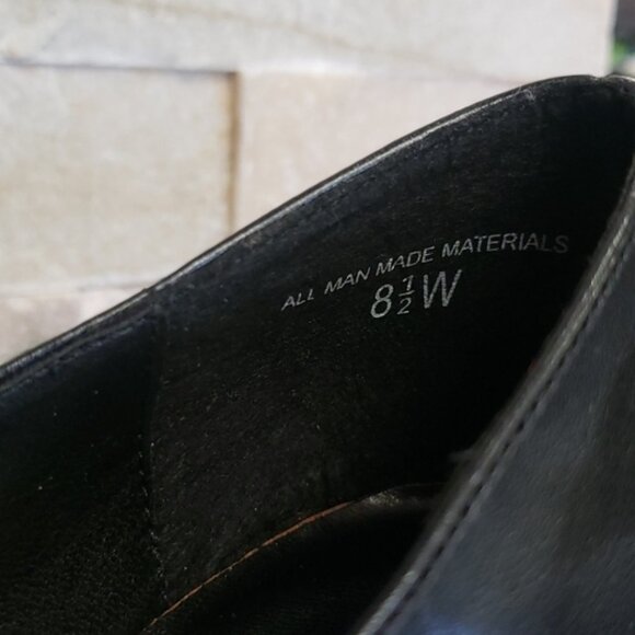 Pierre Dumas Edicta Pump - Picture 4 of 6